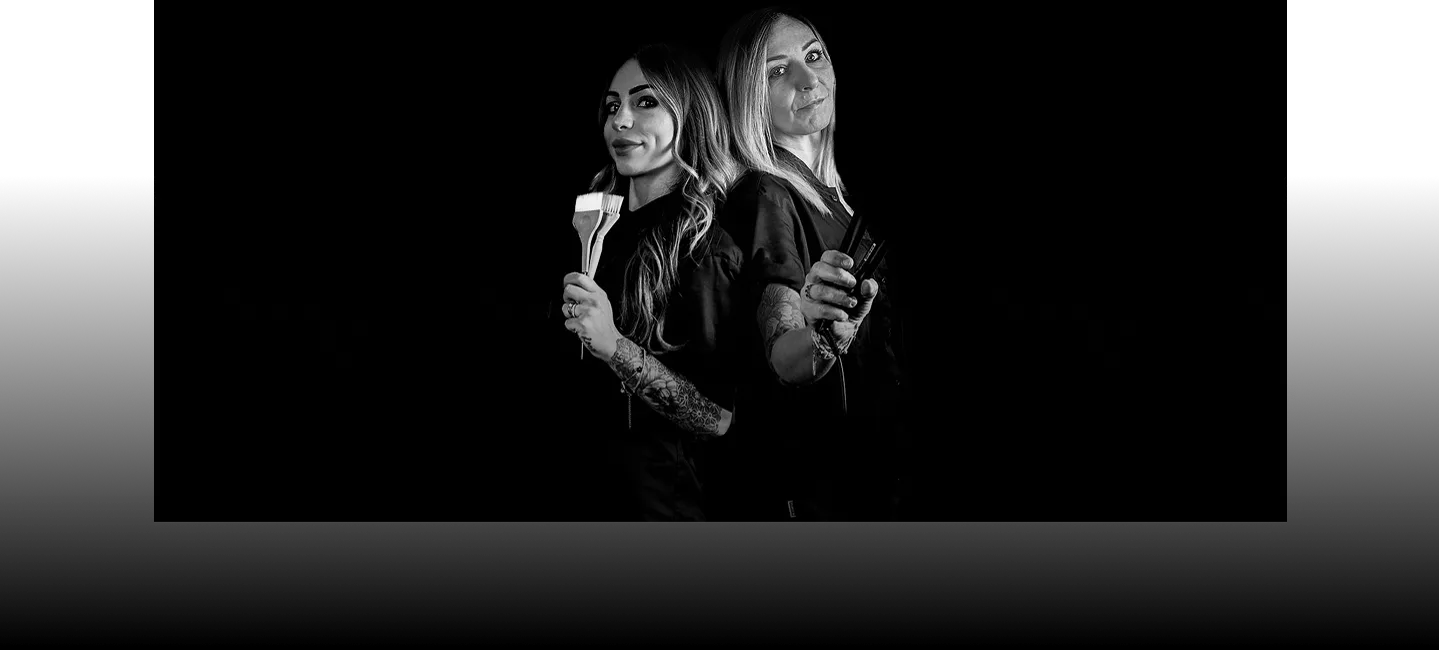 Ramona e Lorena nel salone IOeTU Parrucchieri